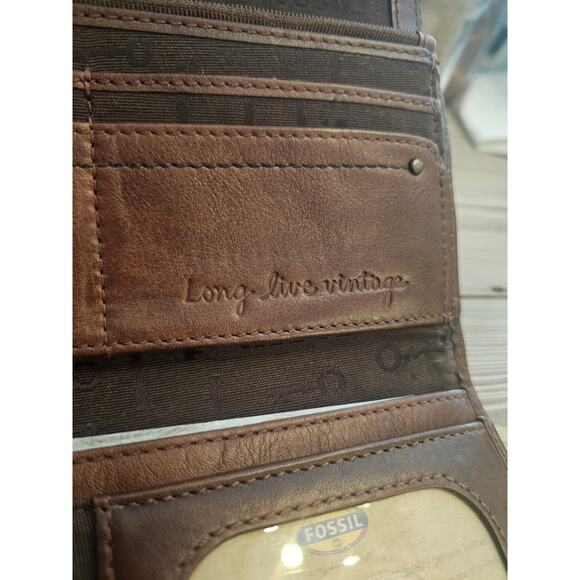 Fossil Full Size Leopard Calf Hair & Brown Leather Wallet - Picture 9 of 15